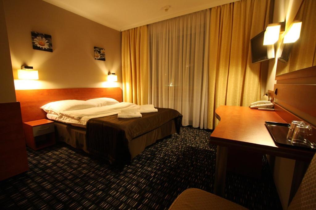 Hotel Orion Sosnowiec Habitación foto